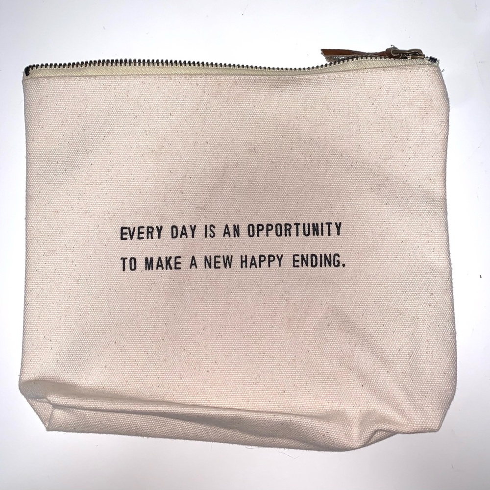 SugarBoo&Co Canvas Bag “Every day is an opportunity to make a new happy Ending"